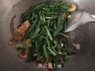 鸡蛋炒腐竹的做法步骤：5