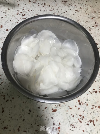 辣泡菜的做法步骤：1