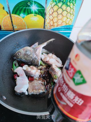 酱烧草鱼的做法步骤：10