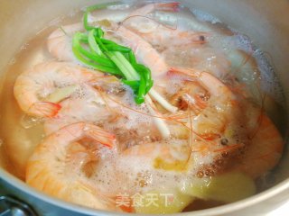 白灼大虾好不好吃关键就在这蘸料的做法步骤：3