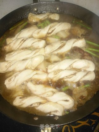 排骨卷子一锅出的做法步骤：12