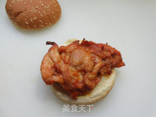 新奥尔良琵琶腿肉汉堡的做法步骤：12
