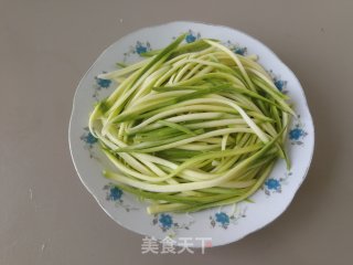 凉拌西葫芦的做法步骤：3