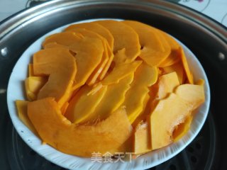 南瓜豆沙包的做法步骤：1