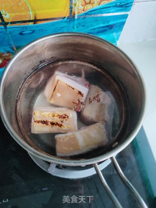 砂锅腐乳烧肉的做法步骤：4