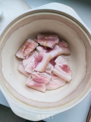 砂锅腐乳烧肉的做法步骤：8