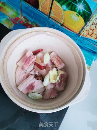 砂锅腐乳烧肉的做法步骤：9