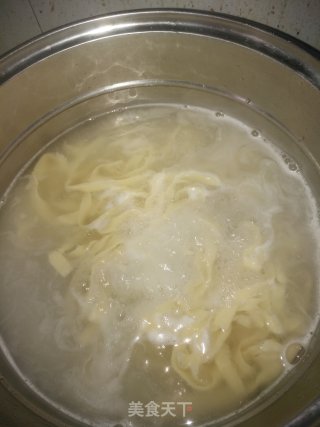 葱油拌面的做法步骤：5