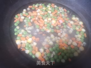 彩蔬火腿丁的做法步骤：2