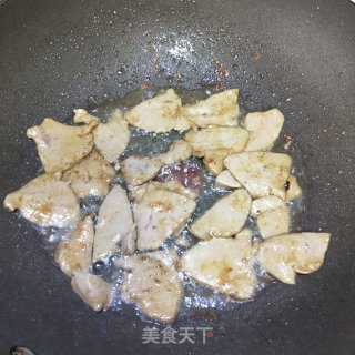 猪肝炒苦瓜的做法步骤：6