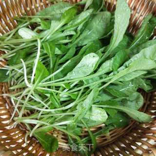 萝卜青肉片汤的做法步骤：3