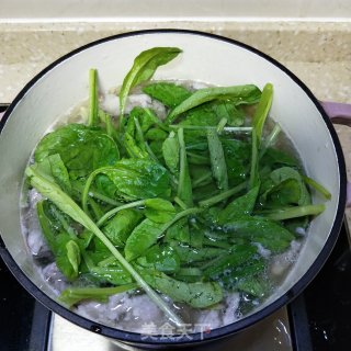 萝卜青肉片汤的做法步骤：8