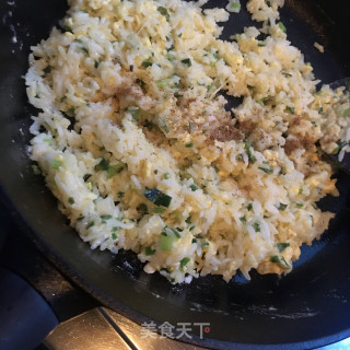 小葱蛋炒饭的做法步骤：6