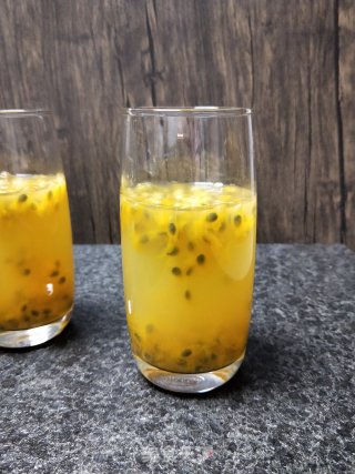 椰奶百香果冻饮的做法步骤：10