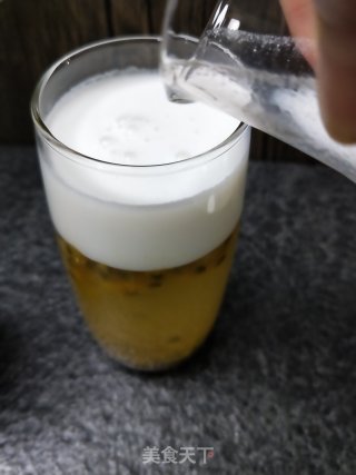 椰奶百香果冻饮的做法步骤：12