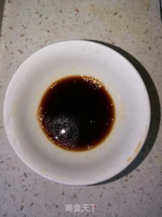 洋葱炒鸡蛋的做法步骤：2