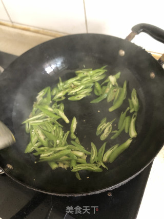 青椒炒黄瓜的做法步骤：4