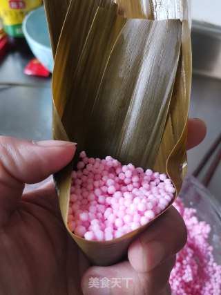 粉水晶西米粽的做法步骤：8