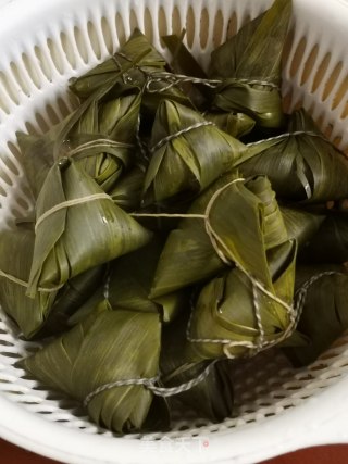 粉水晶西米粽的做法步骤：16