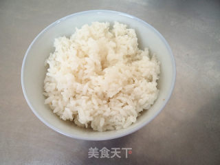 菠萝时蔬炒饭的做法步骤：2