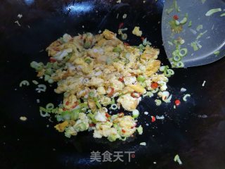 小笋炒蛋的做法步骤：8