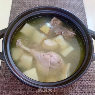 鲜笋鸭汤的做法步骤：9
