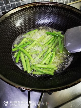 豆角烧茄子的做法步骤：2