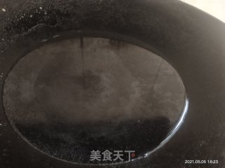 南瓜苗鸡蛋汤的做法步骤：1