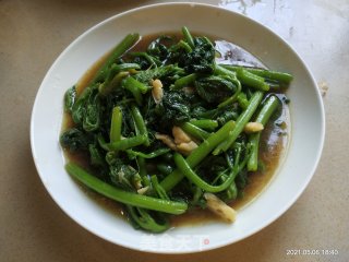 清炒南瓜苗的做法步骤：6