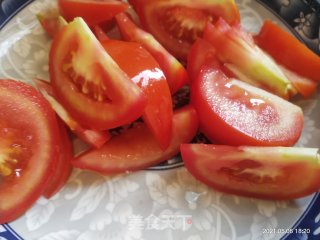 番茄炒鸡蛋的做法步骤：1