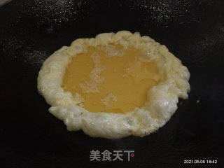 番茄炒鸡蛋的做法步骤：3
