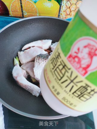 家常烧草鱼块的做法步骤：8
