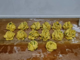 南瓜????花卷的做法步骤：4