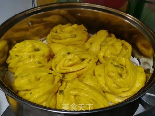 南瓜????花卷的做法步骤：6