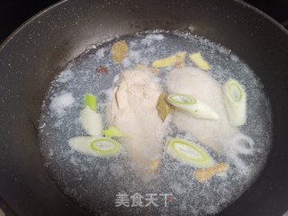 凉拌鸡丝的做法步骤：2