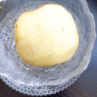 “缤纷水果”水果奶昔拌燕麦的做法步骤：1
