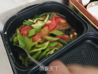小涮锅炒青椒鸡蛋西红柿的做法步骤：4