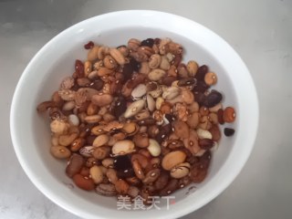 红枣杂粮粥的做法步骤：2
