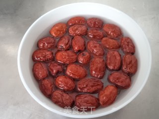 红枣杂粮粥的做法步骤：3