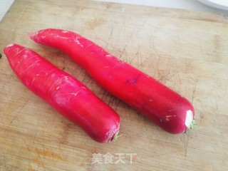 凉拌水萝卜的做法步骤：1