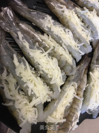 芝士焗虾的做法步骤：3