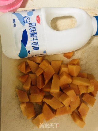 木瓜奶昔的做法步骤：1