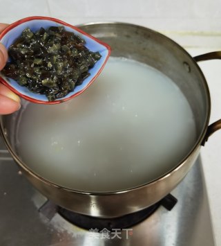 皮蛋瘦肉粥的做法步骤：8
