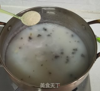 皮蛋瘦肉粥的做法步骤：10