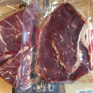 香煎肉眼牛排的做法步骤：2