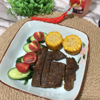 香煎肉眼牛排的做法步骤：5