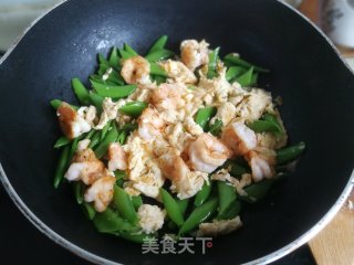 虾球豆角炒蛋的做法步骤：9