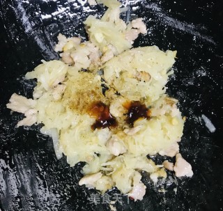 土豆鸡蛋煎肉饼的做法步骤：5