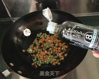 豌豆木耳炒胡萝卜的做法步骤：9
