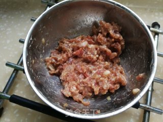 肉末小土豆的做法步骤：1